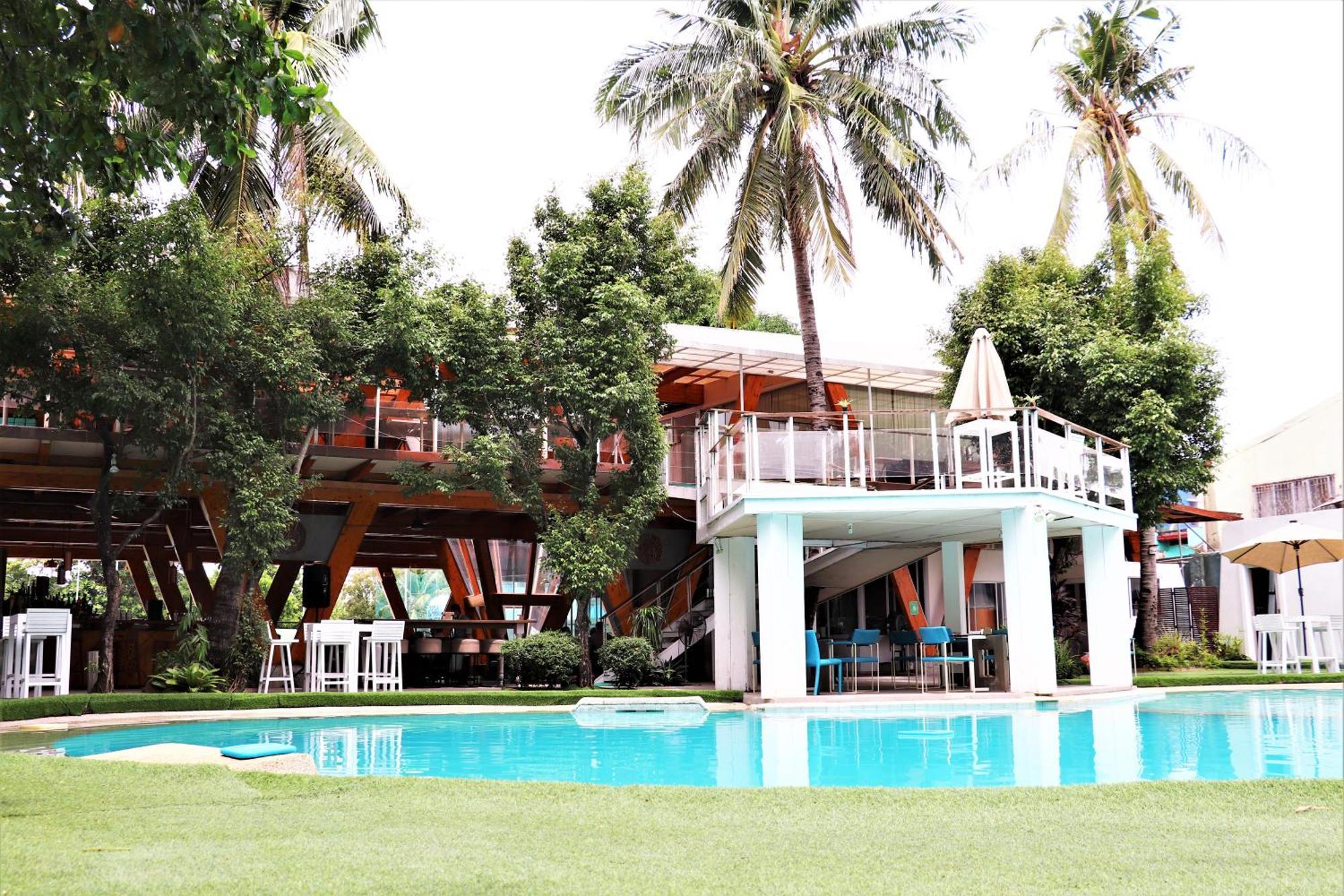 Asmara Urban Resort & Lifestyle Village Powered By Aston Cebu Exteriör bild