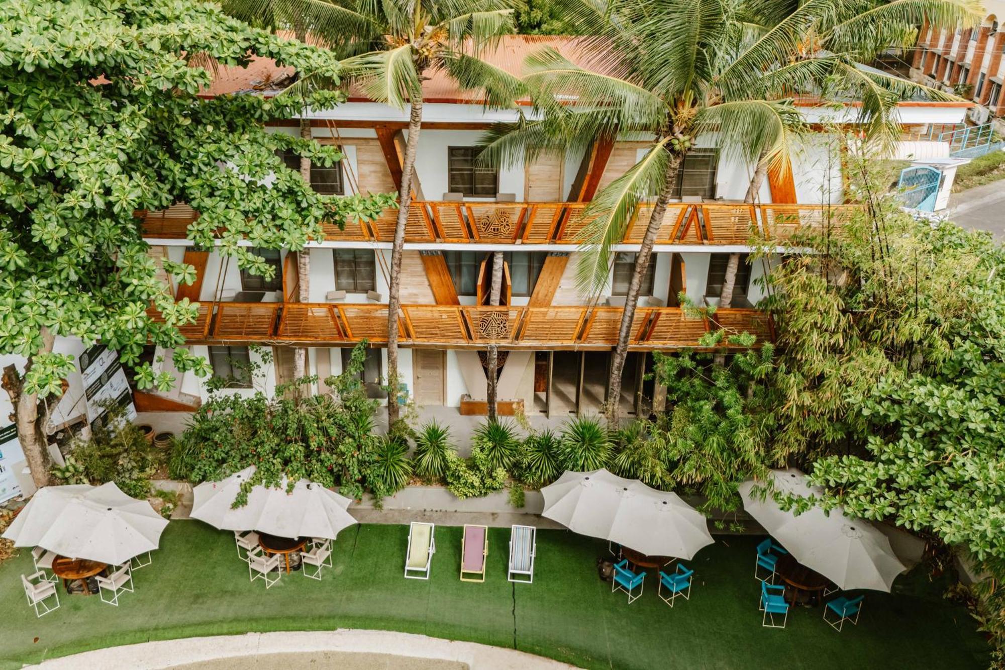 Asmara Urban Resort & Lifestyle Village Powered By Aston Cebu Exteriör bild